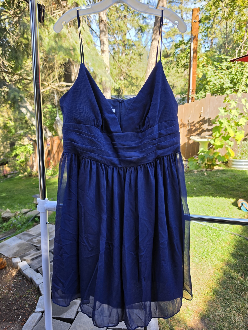 Davids Bridal F19209 Short V-Neck Crinkle Dress NWT